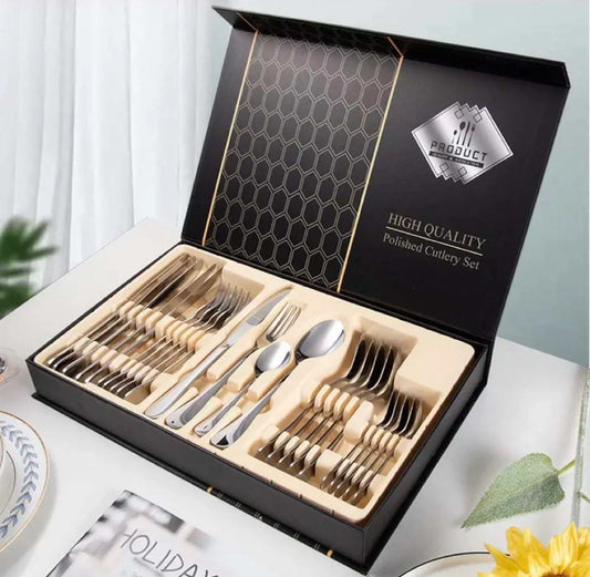 PREMIUM ESCAJG SET – 24 DELA (ZLATNI ILI SREBRNI)
